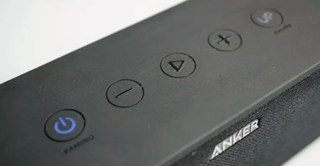 Các nút điều khiển và chức năng cơ bản trên loa Anker