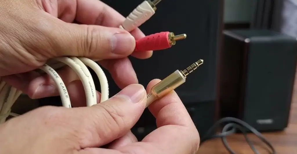 Cách lắp đặt và kết nối loa Microlab cơ bản