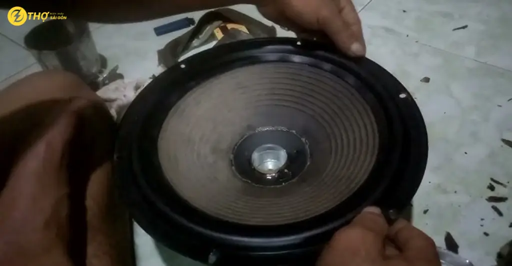 Cách thay loa đơn giản tại nhà