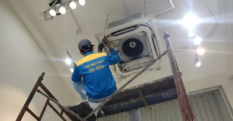 thợ điện lạnh 5