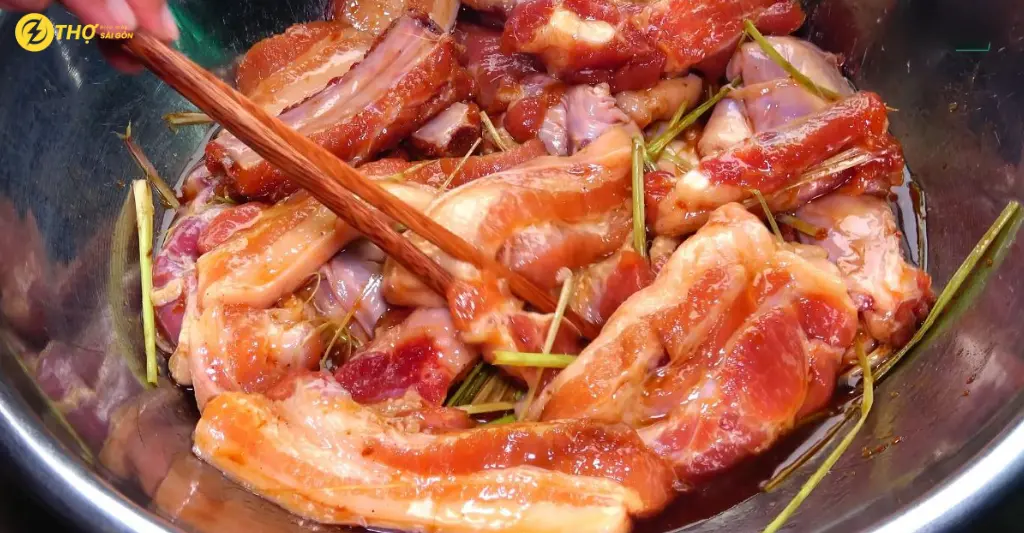 Chuẩn bị và sơ chế thịt trước khi nướng