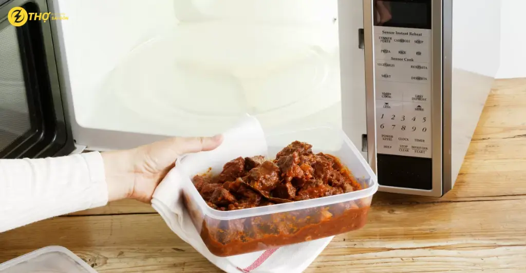 Nhựa chuyên dụng có dãn nhãn Microwave Safe