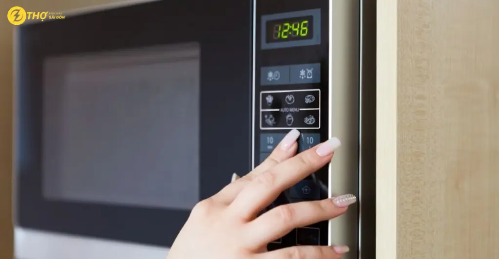 Vì sao cần sử dụng lò vi sóng đúng cách ngay từ đầu