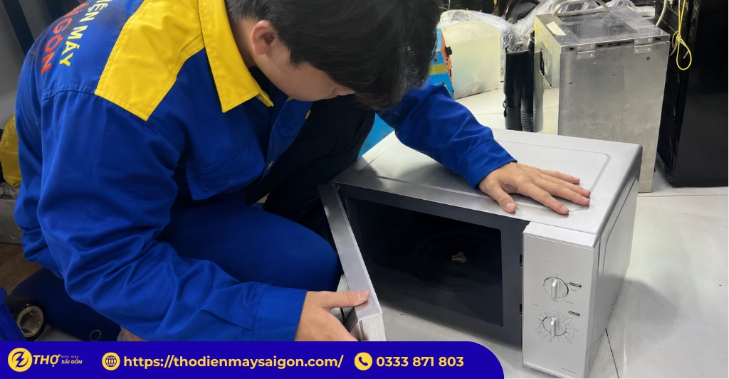 Bảng giá sửa lò vi sóng mới nhất tại Thợ Điện Máy Sài Gòn
