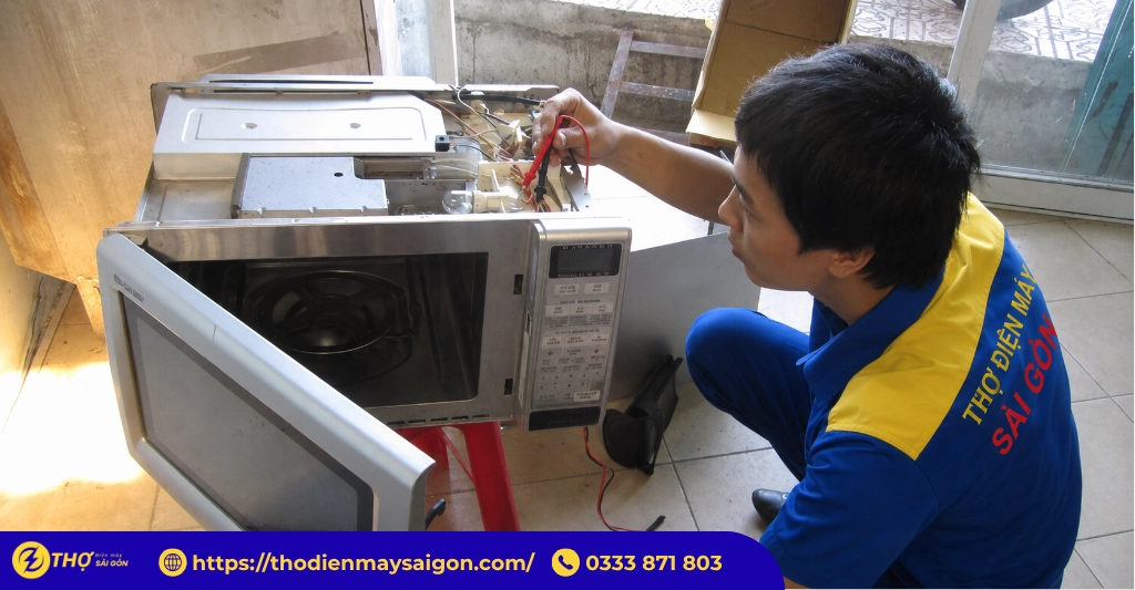 Lý do khách hàng tin chọn dịch vụ sửa lò vi sóng tại Thợ Điện Máy Sài Gòn