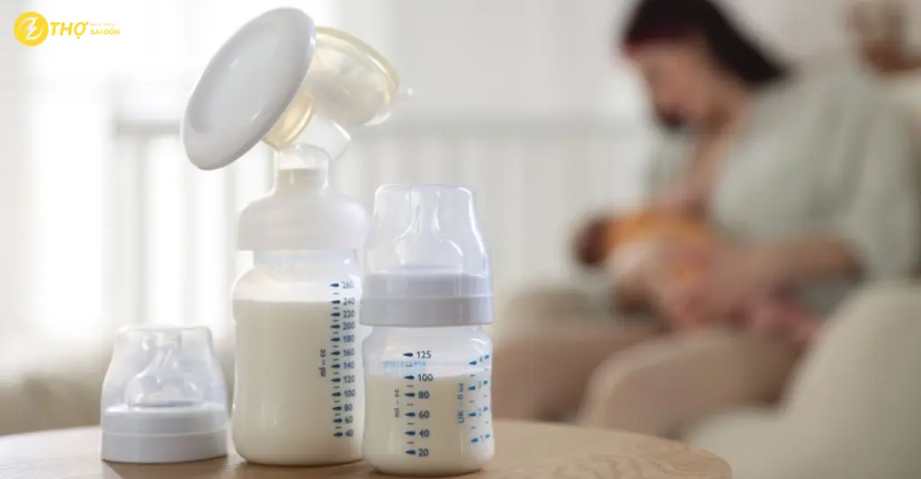 Những sai lầm cần tránh khi bảo quản và làm nóng sữa cho bé